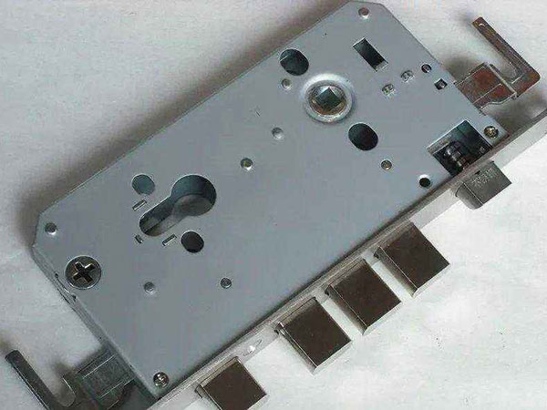 丹凤24小时上门开锁公司